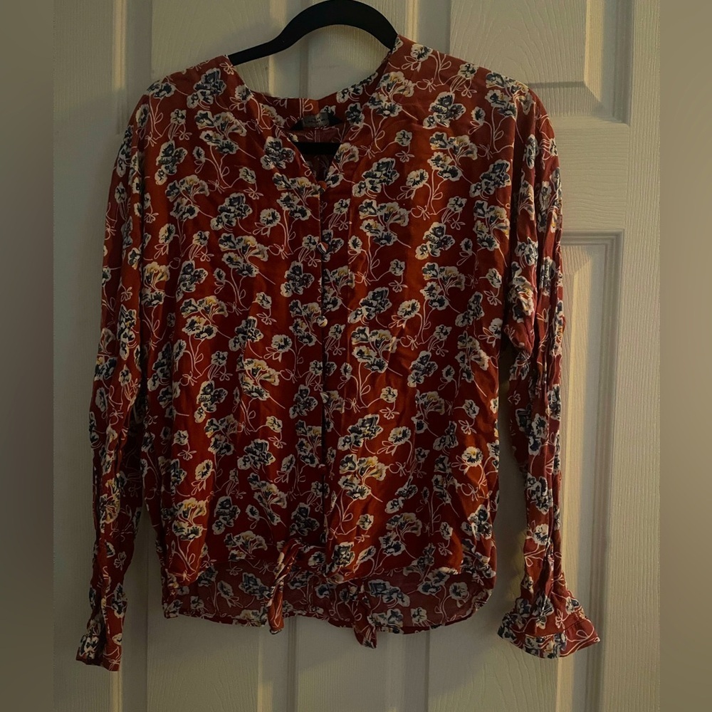Denver Hayes Red Floral Blouse​​​